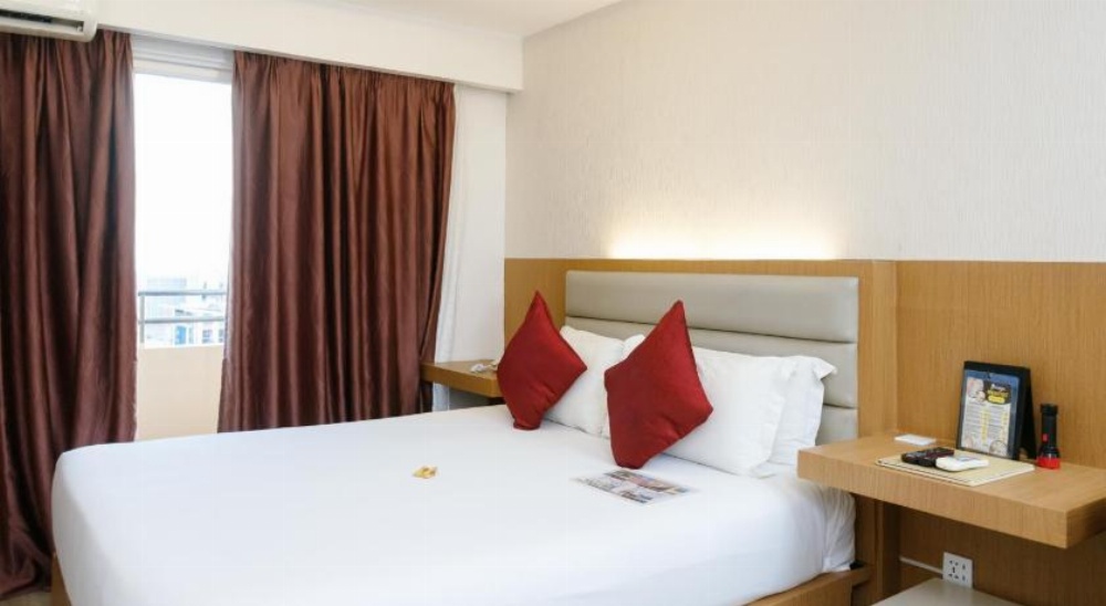 Regency Grand Suites Main image